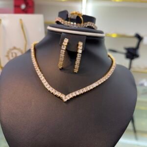 Aliyah gold jewelry set