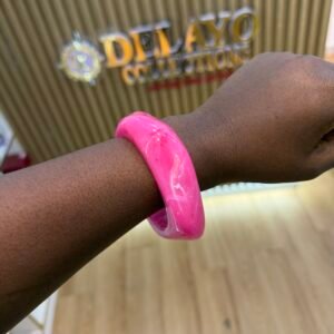 Ari pink acrylic bangle