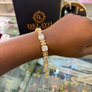 Lily gold stoned bracelet