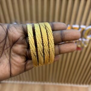 Mofe Bangle Set