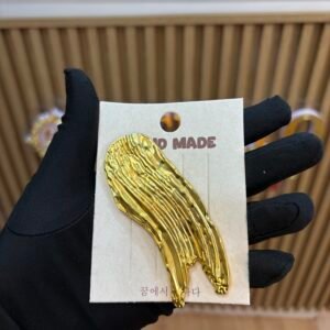 Dahlia Gold Brooch