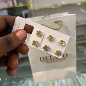 Dara Petal Studs