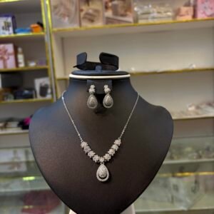 Amina Silver Set