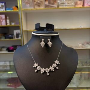Isioma Silver Set