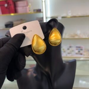 Kamsi Gold Earrings